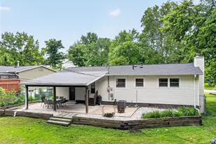 1563 Ville Rosa Ln, Hazelwood, MO 63042 - Photo 36