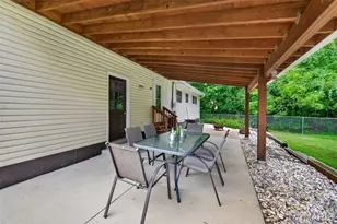 1563 Ville Rosa Ln, Hazelwood, MO 63042 - Photo 26