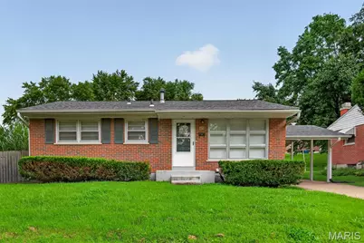 45 Barton Place, Saint Charles, MO 63301 - Photo 1