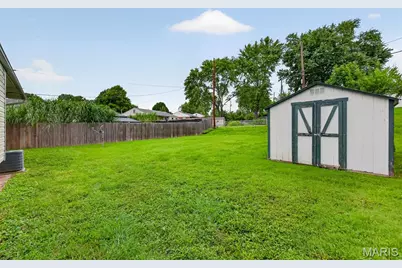 45 Barton Place, Saint Charles, MO 63301 - Photo 18