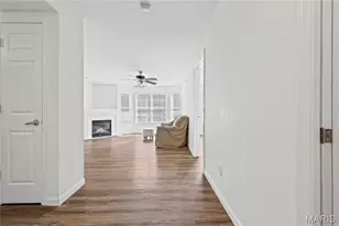 1209 Woodland Point Dr, Saint Louis, MO 63146 - Photo 4