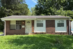 10414 Royal Dr, Saint Louis, MO 63136 - Photo 2