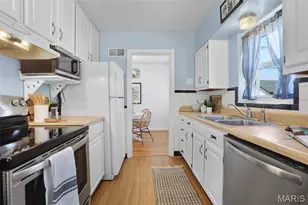 5831 Rhodes Ave, Saint Louis, MO 63109 - Photo 10