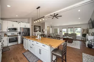 64 Robin Hood Dr, Troy, MO 63379 - Photo 4