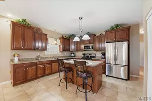 110 Cypress Meadows Dr, Wentzville, MO 63385 - Photo 8