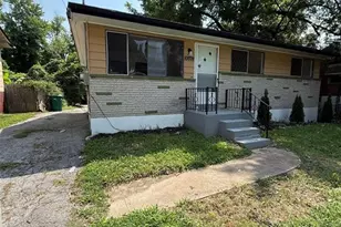 10078 Green Valley Dr, Saint Louis, MO 63136 - Photo 2