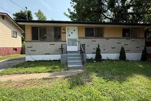 10078 Green Valley Dr, Saint Louis, MO 63136 - Photo 1