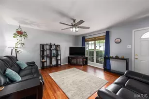 1133 Fordyce Ln, Saint Charles, MO 63303 - Photo 4