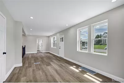 9607 Reavis Road, Affton, MO 63123 - Photo 8