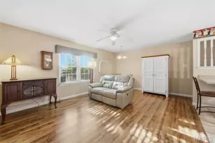 9417 Green Park Gardens Dr, Saint Louis, MO 63123 - Photo 6