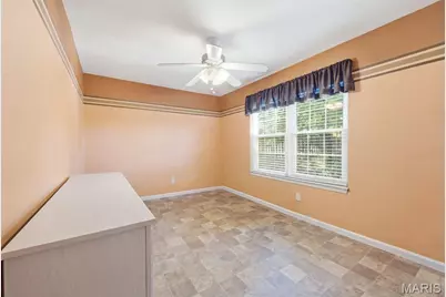 9417 Green Park Gardens Drive #B, Saint Louis, MO 63123 - Photo 16