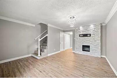 1871 Mansard Drive, Saint Louis, MO 63125 - Photo 6
