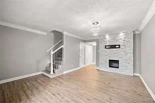 1871 Mansard Dr, Saint Louis, MO 63125 - Photo 6