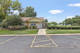1630 Summergate Pkwy, Saint Peters, MO 63303 - Photo 18