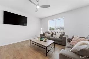135 Woodline Ct, Saint Peters, MO 63376 - Photo 6