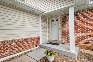 15 Dorchester Ct, Saint Peters, MO 63376 - Photo 6