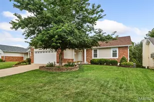 15 Dorchester Ct, Saint Peters, MO 63376 - Photo 1