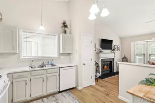15 Dorchester Ct, Saint Peters, MO 63376 - Photo 26