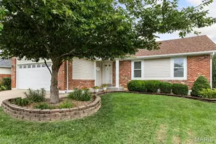 15 Dorchester Ct, Saint Peters, MO 63376 - Photo 4
