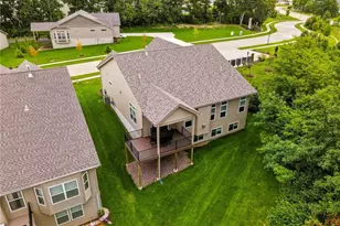 201 Keaton Woods Dr, Saint Charles, MO 63368 - Photo 4