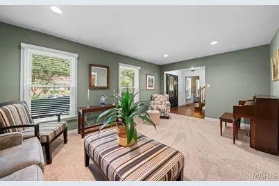 268 Kinderhook Drive, Chesterfield, MO 63017 - Photo 6