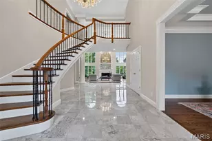 740 The Hamptons Ln, Town and Country, MO 63017 - Photo 4