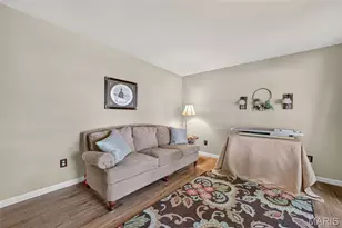 10 Doc's Ct, Saint Charles, MO 63303 - Photo 8