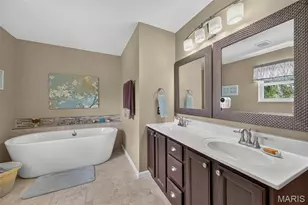 10 Doc's Ct, Saint Charles, MO 63303 - Photo 38
