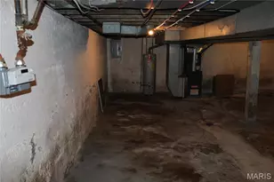 425 S Clark Ave, Ferguson, MO 63135 - Photo 28