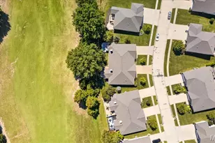 2418 Golden Bear Way, Wentzville, MO 63385 - Photo 68