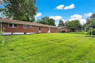 4 Montauk Dr, Saint Louis, MO 63146 - Photo 24