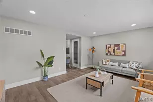 200 Francisca Dr, Florissant, MO 63031 - Photo 4