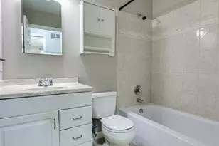 2728 Ashfield Dr, Oakville, MO 63129 - Photo 18