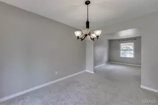 2728 Ashfield Dr, Oakville, MO 63129 - Photo 6