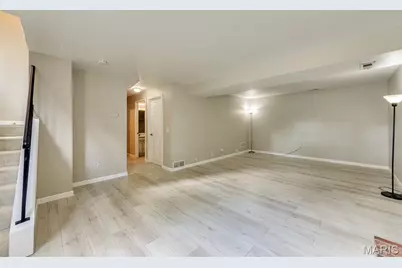 2728 Ashfield Drive, Oakville, MO 63129 - Photo 24