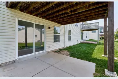 10201 Carlton Place Court, Affton, MO 63123 - Photo 34
