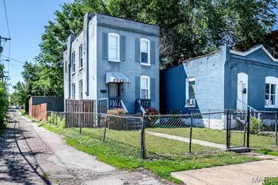 3745 Pennsylvania Avenue, Saint Louis, MO 63118 - Photo 1