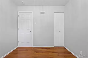 4505 Stallard Ct, Oakville, MO 63129 - Photo 16