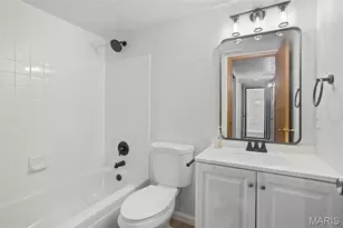 4233 Heritage Woods Dr, Saint Louis, MO 63129 - Photo 20