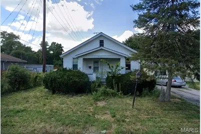 9701 Lilac Drive, Saint Louis, MO 63137 - Photo 1
