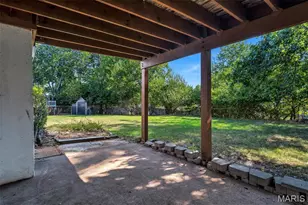 16306 Westglen Farms Ct, Ballwin, MO 63011 - Photo 32