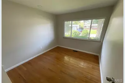 2385 Palomino Lane, Florissant, MO 63033 - Photo 10