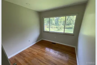 2385 Palomino Lane, Florissant, MO 63033 - Photo 12