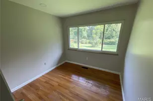 2385 Palomino Ln, Florissant, MO 63033 - Photo 12