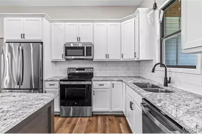 203 Patterson Street, Farmington, MO 63640 - Photo 2