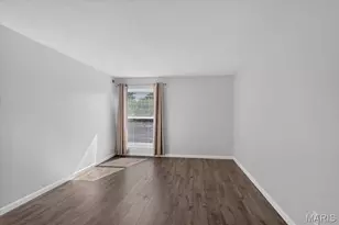 585 Coeur de Royale Dr, Creve Coeur, MO 63141 - Photo 26