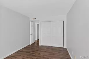 585 Coeur de Royale Dr, Creve Coeur, MO 63141 - Photo 18