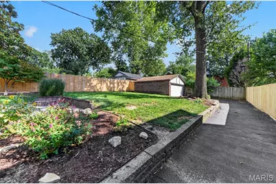 7614 Delmar Boulevard, University City, MO 63130 - Photo 30