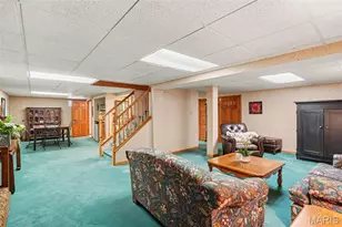 401 Woodrun Dr, Ballwin, MO 63021 - Photo 16