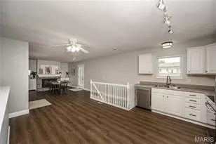 33 W Garden Walk Dr, Saint Peters, MO 63376 - Photo 8